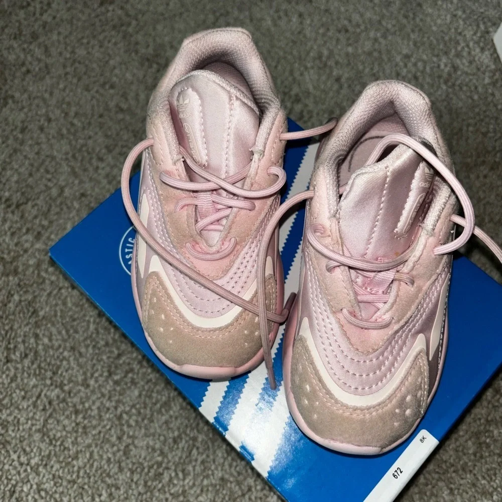 Ozelia EL I Adidas Toddler Size 8
